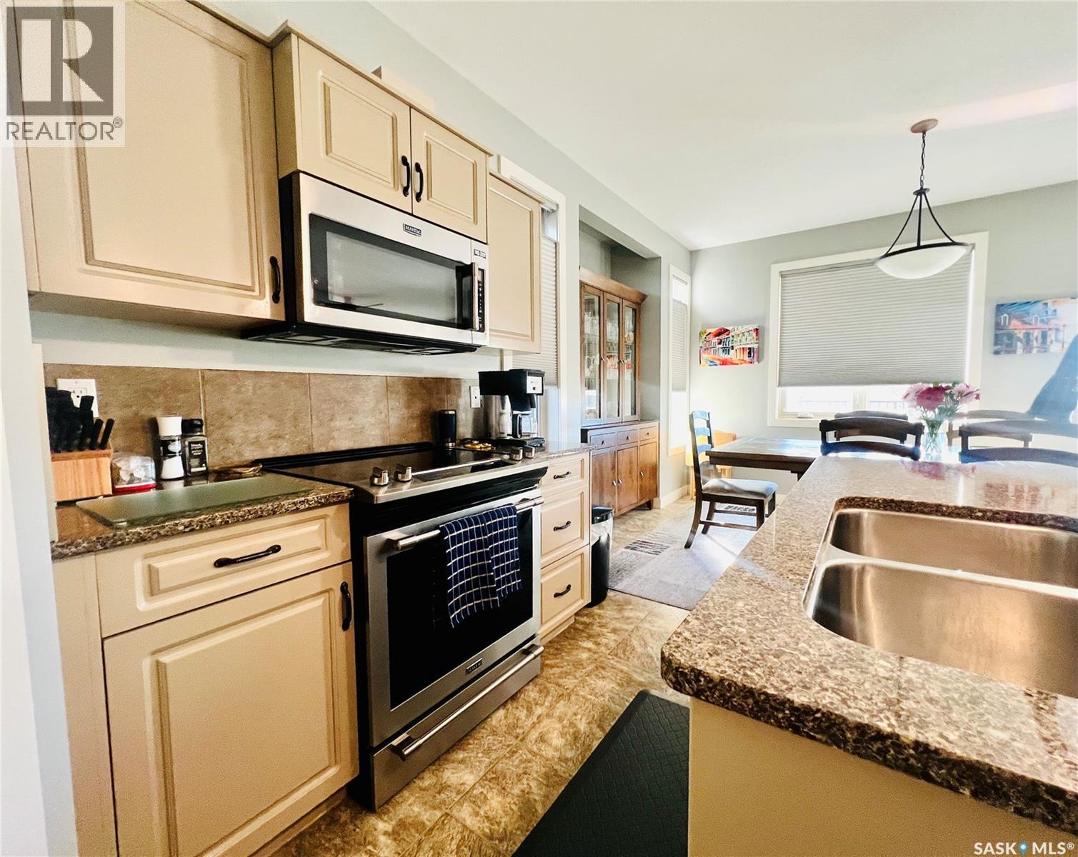104 Valley Park Place, Swift Current, Saskatchewan  S9H 5N2 - Photo 4 - SK021423