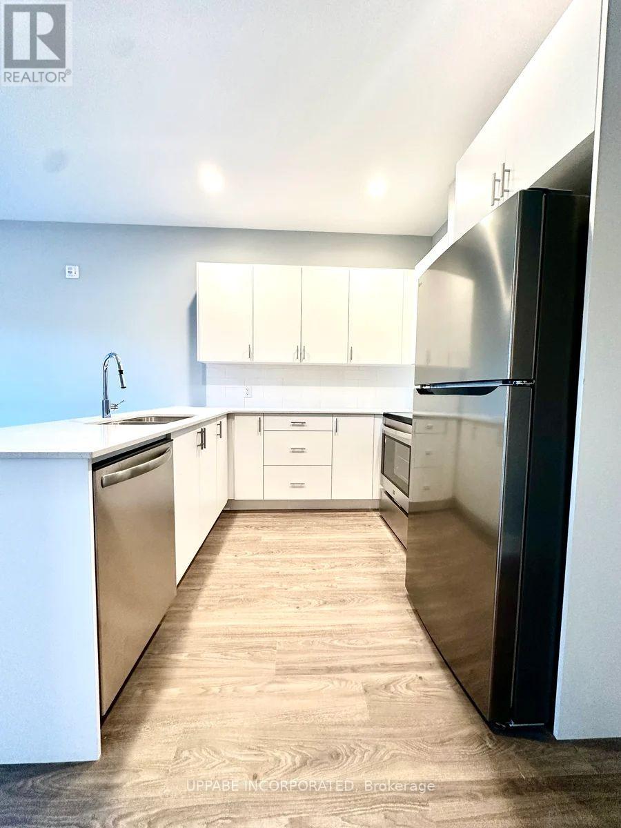 205 - 2380 Cleroux Crescent, Ottawa, Ontario  K1W 1A2 - Photo 2 - X12195143