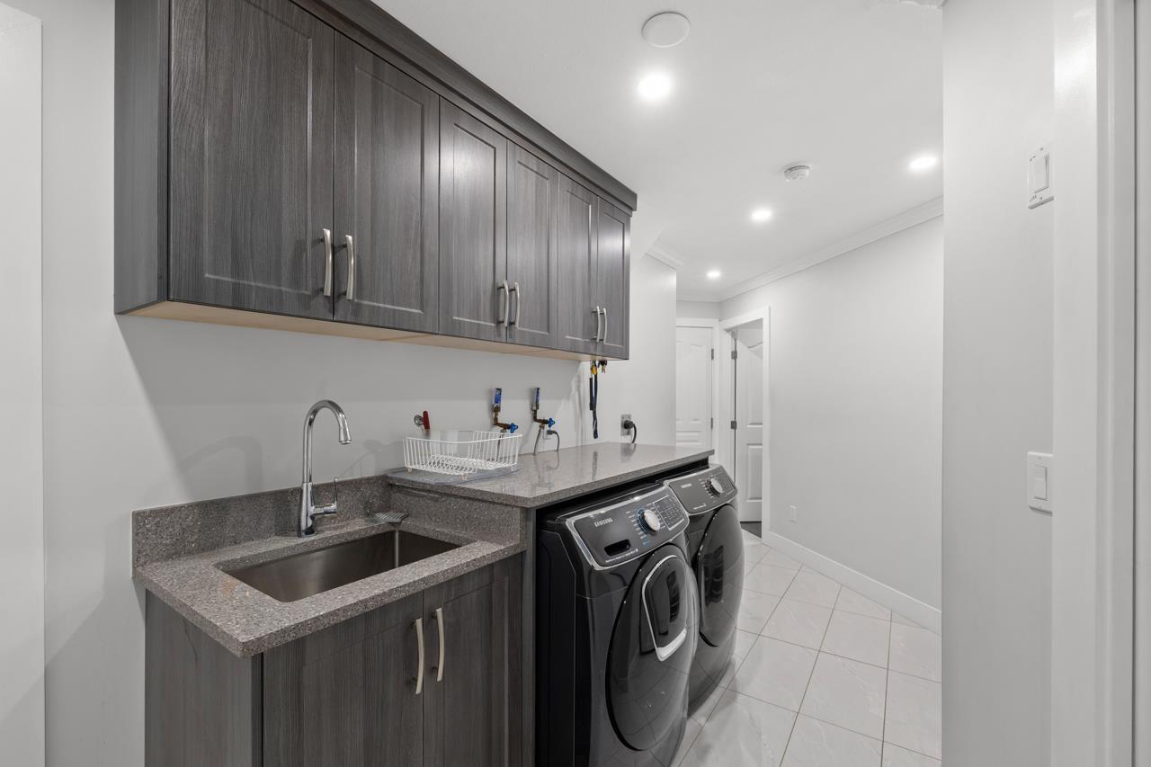 31626 Harmony Court, Abbotsford, British Columbia  V2T 6S7 - Photo 31 - R3060151