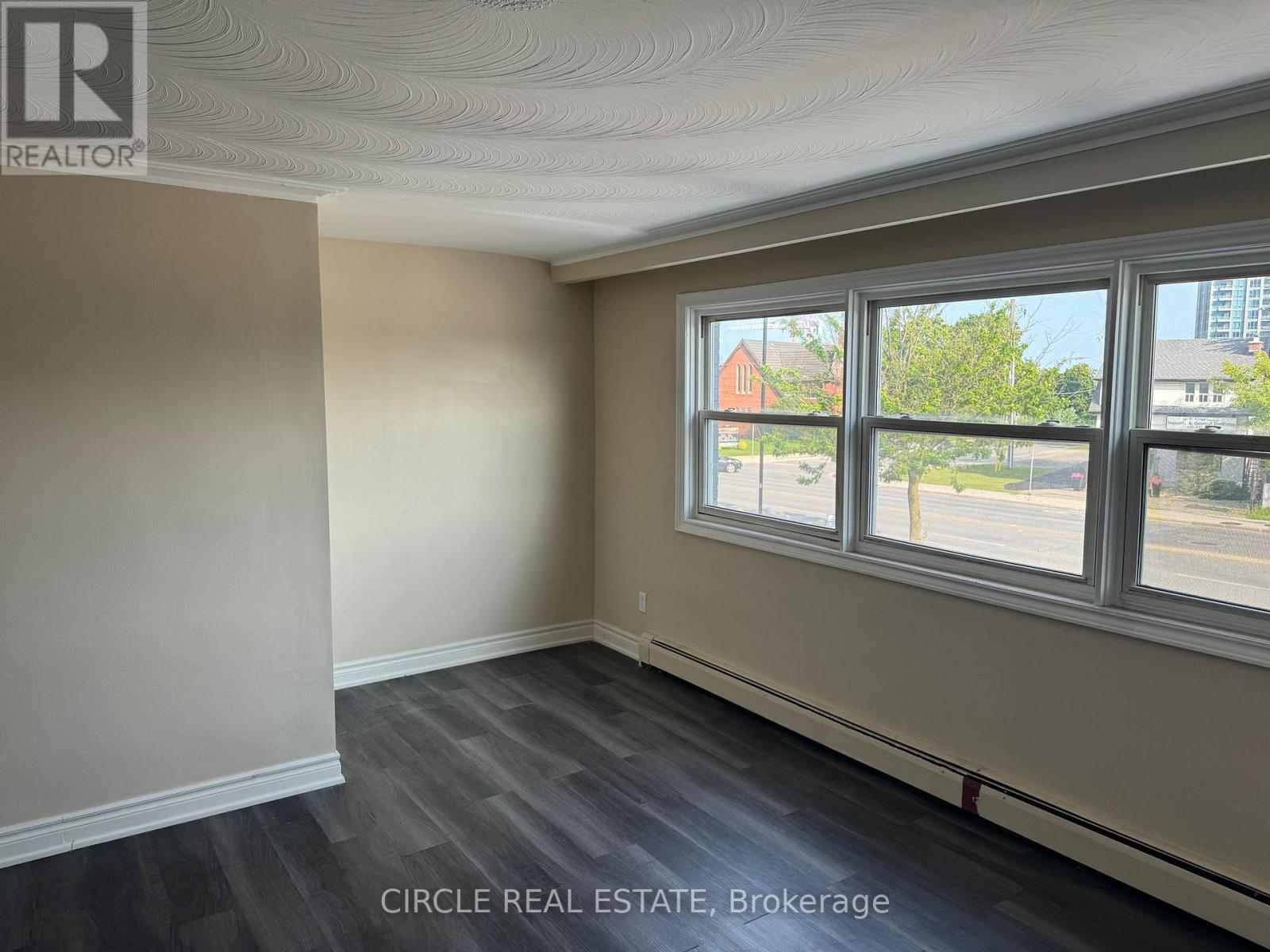 3828 A Bloor Street W, Toronto, Ontario  M9B 1K8 - Photo 7 - W12474861