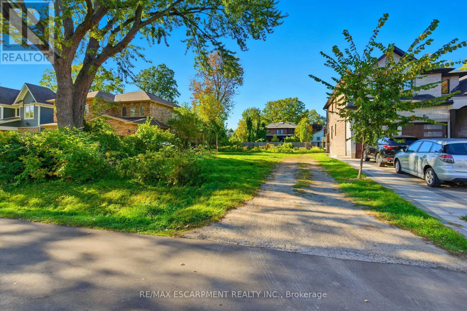 75 Troy Street, Mississauga, Ontario  L5G 1S6 - Photo 6 - W12474875