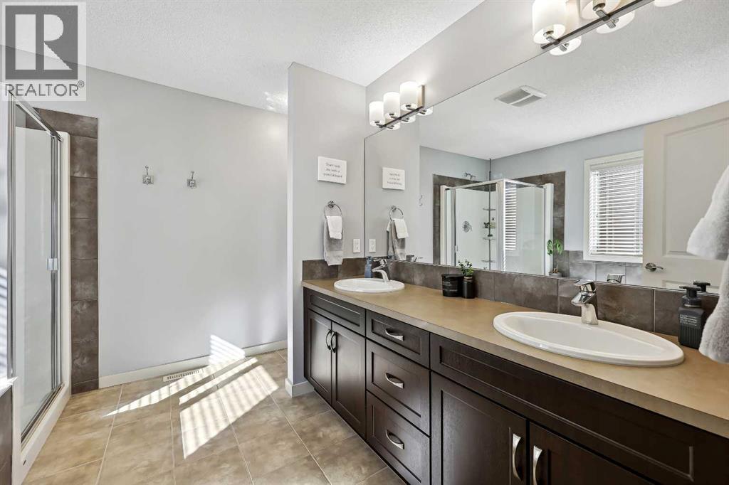 272 Kingsmere Cove Se, Airdrie, Alberta  T4A 0S1 - Photo 25 - A2261327