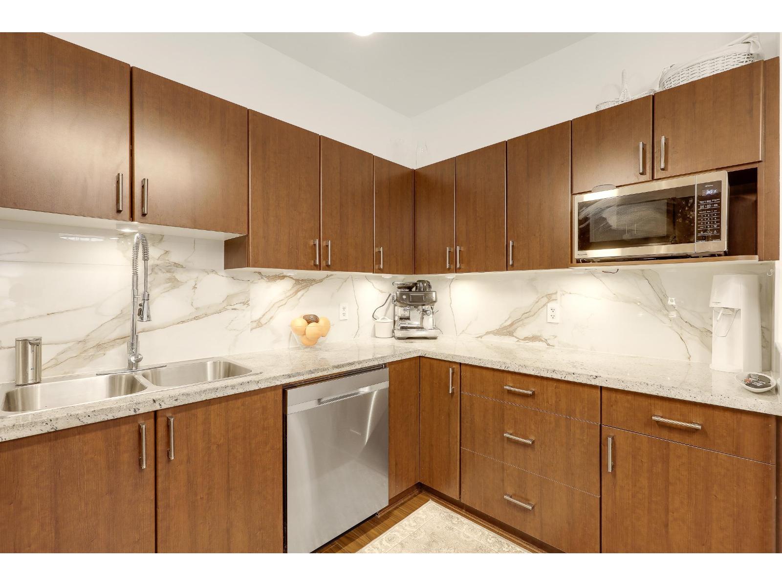 304 19830 56 Avenue, Langley, British Columbia V3A 0A5 - Photo 10 - R3047279