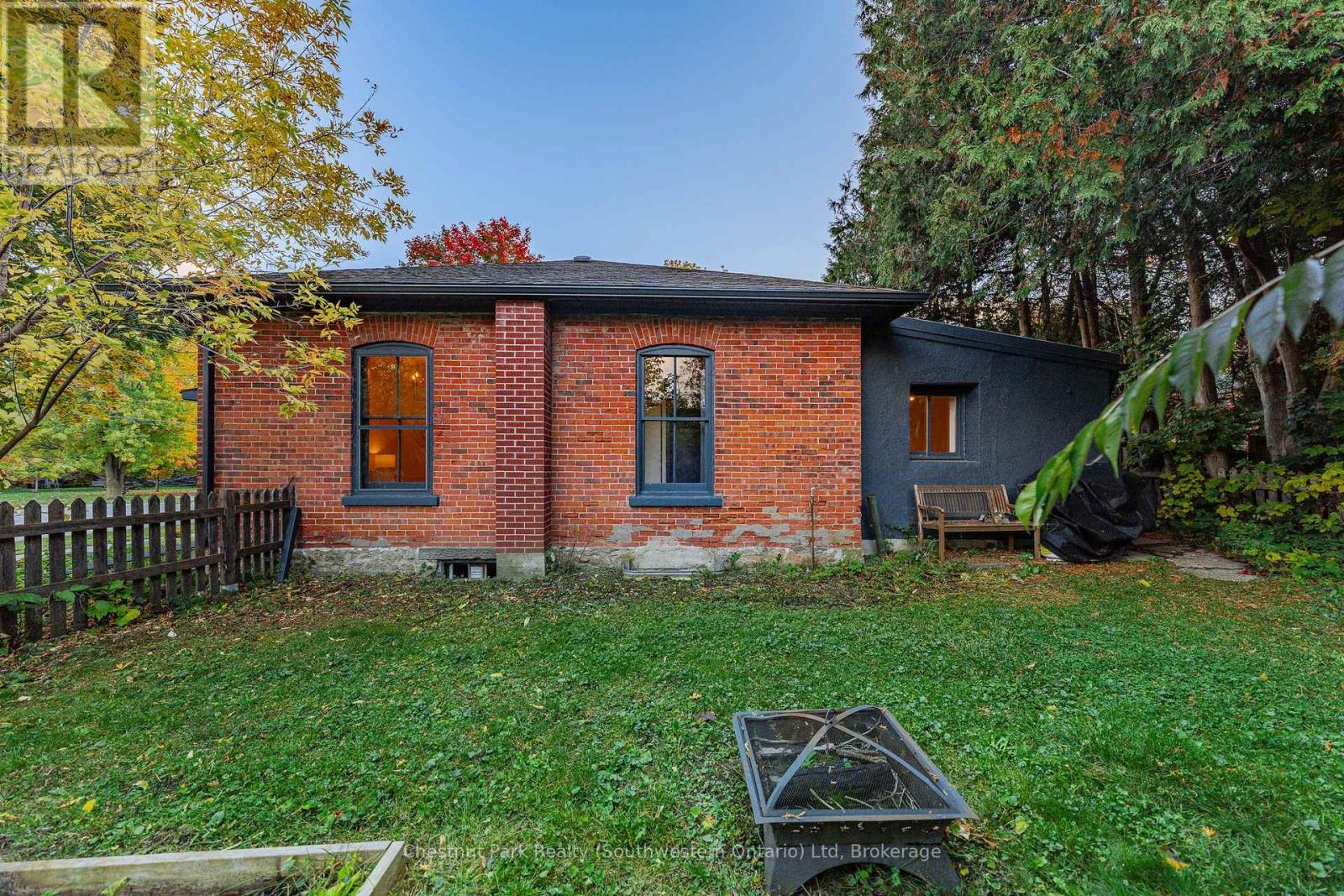 106 Colborne Street, Centre Wellington, Ontario  N0B 1S0 - Photo 45 - X12474931