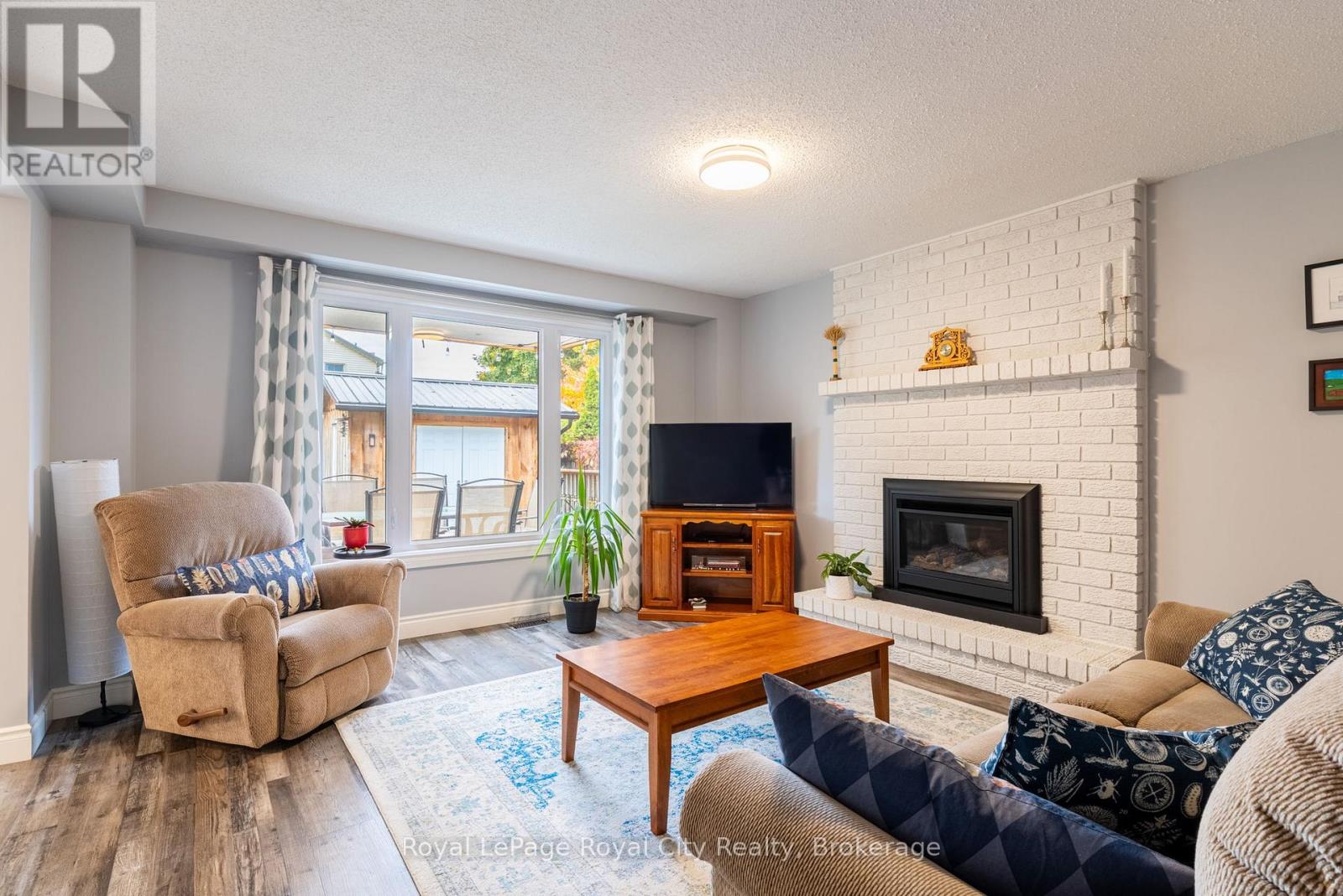 118 Stirling Macgregor Drive, Cambridge, Ontario  N1S 4T4 - Photo 14 - X12474948