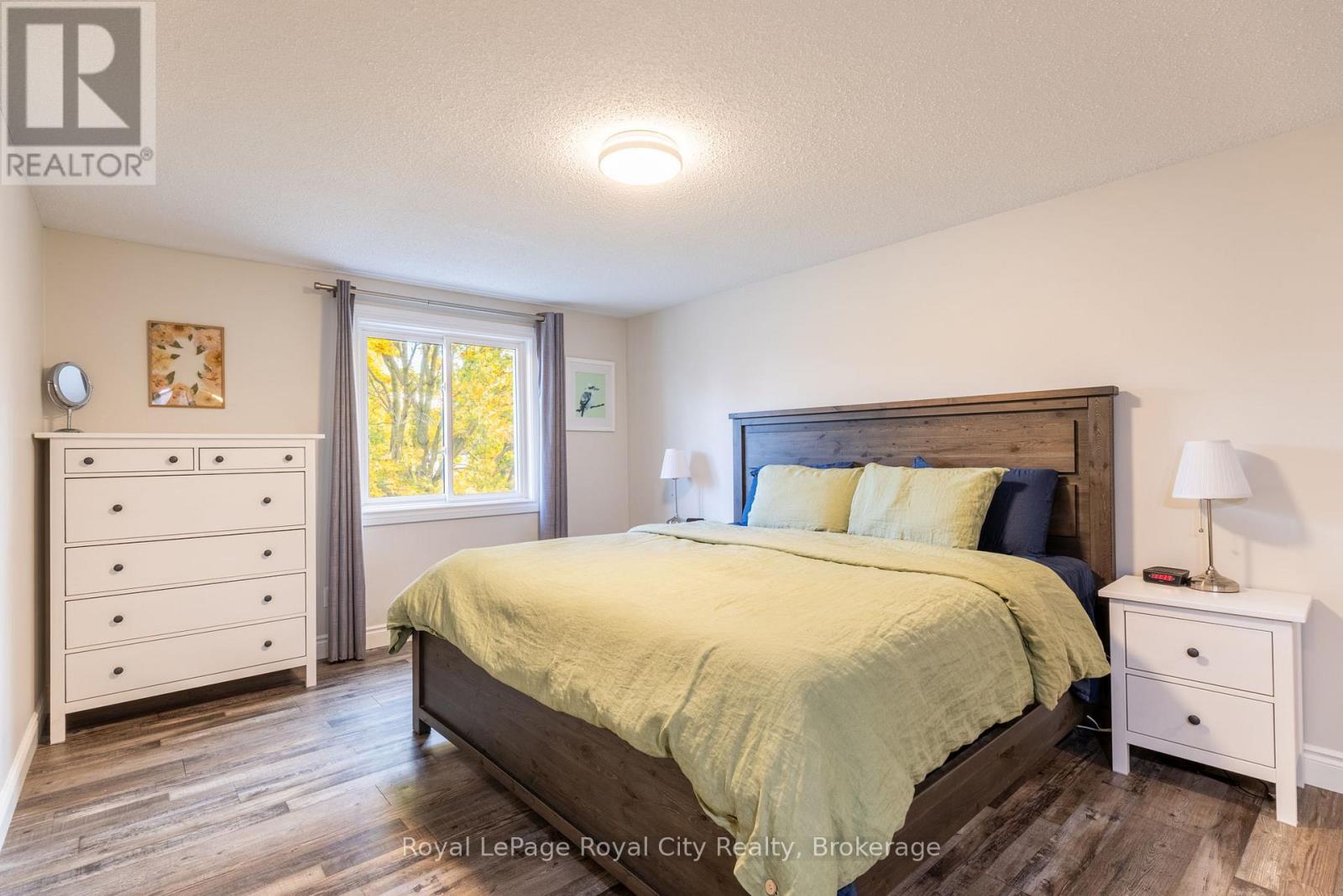 118 Stirling Macgregor Drive, Cambridge, Ontario  N1S 4T4 - Photo 18 - X12474948