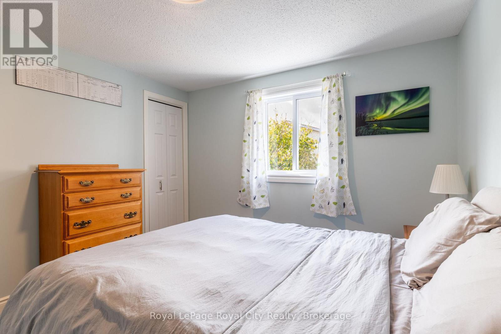 118 Stirling Macgregor Drive, Cambridge, Ontario  N1S 4T4 - Photo 22 - X12474948