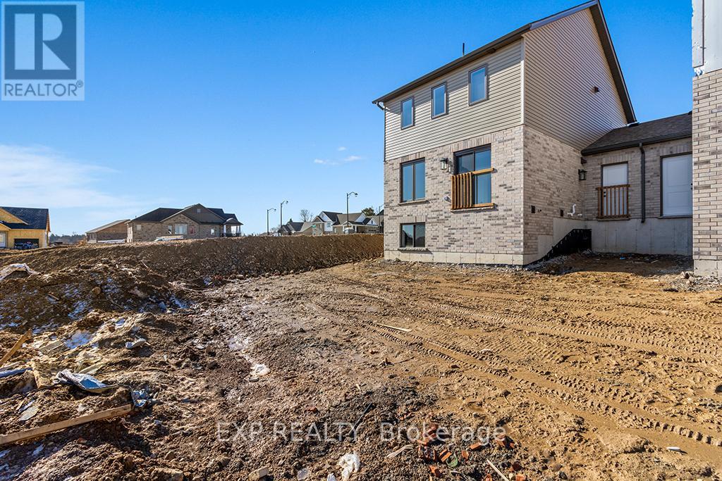 131 Fitzgerald Street, Grey Highlands, Ontario  N0C 1H0 - Photo 30 - X12474889