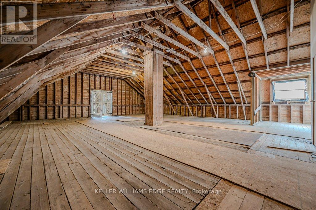 682 Westover Road, Hamilton, Ontario  L8B 1R5 - Photo 38 - X12474892
