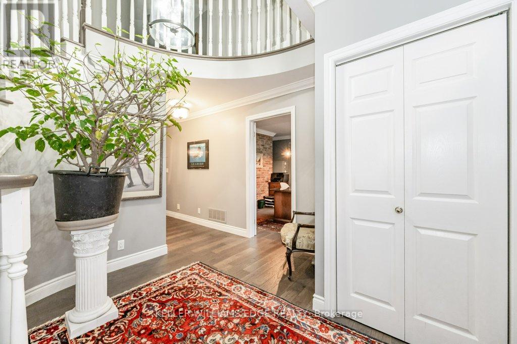 682 Westover Road, Hamilton, Ontario  L8B 1R5 - Photo 8 - X12474892