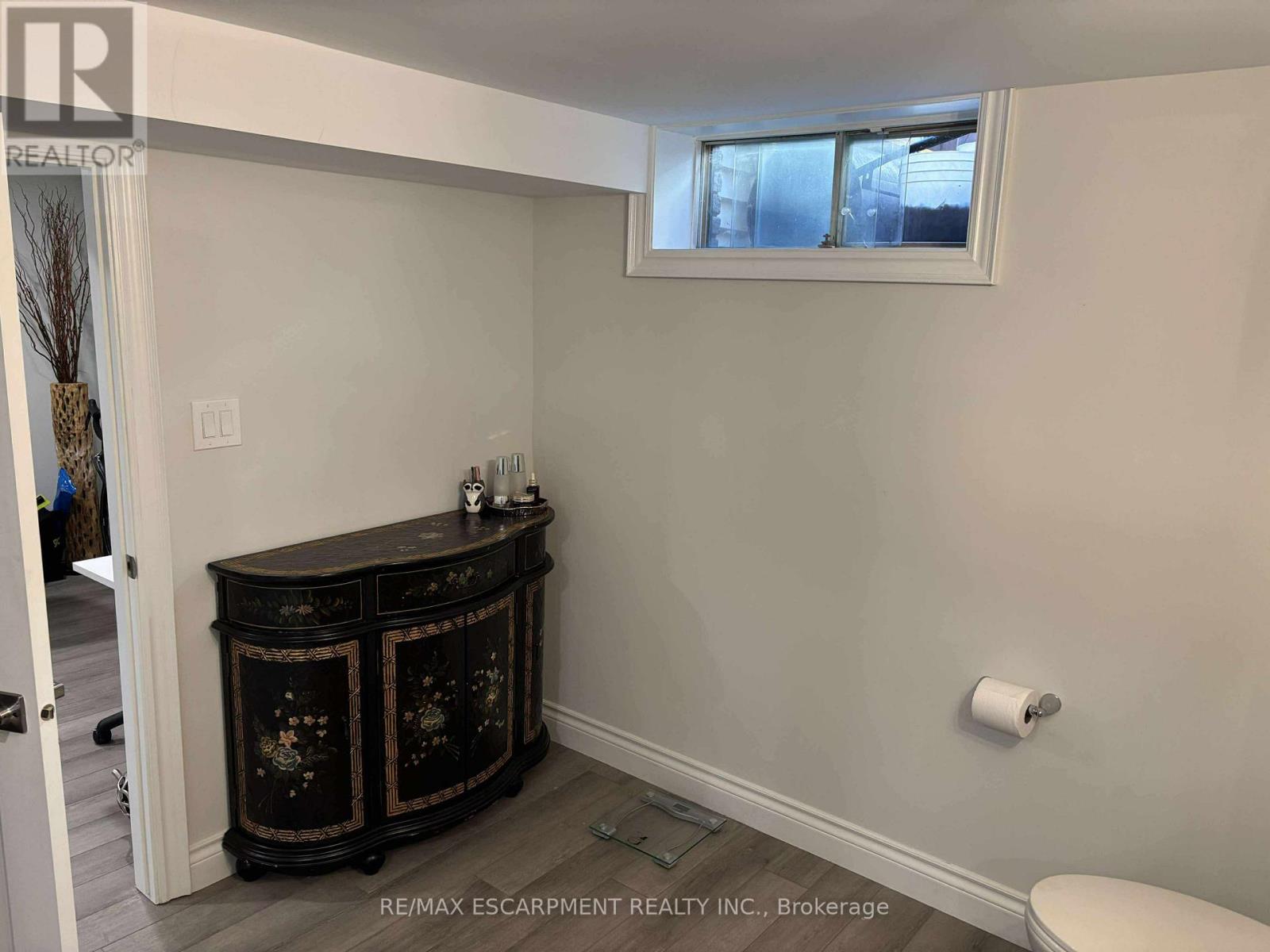Lower - 19 Pavarotti Court, Hamilton, Ontario  L8G 4P8 - Photo 10 - X12474893