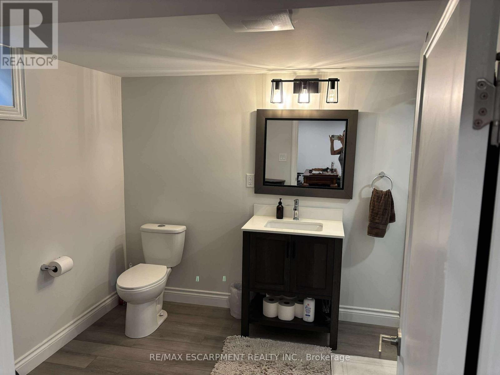 Lower - 19 Pavarotti Court, Hamilton, Ontario  L8G 4P8 - Photo 12 - X12474893