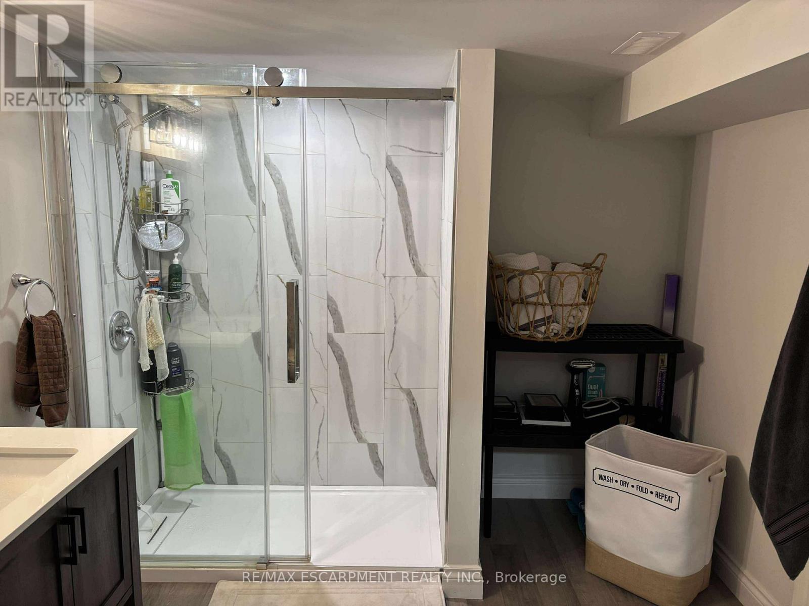 Lower - 19 Pavarotti Court, Hamilton, Ontario  L8G 4P8 - Photo 18 - X12474893