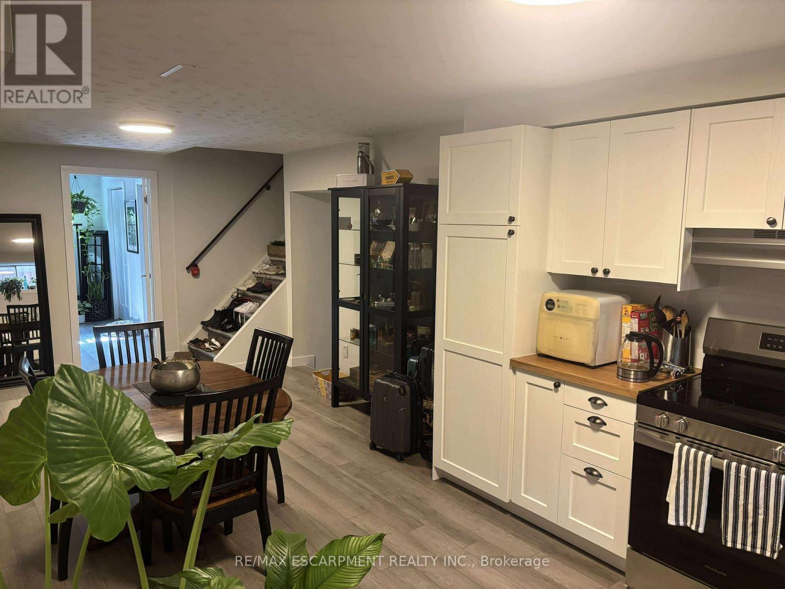 Lower - 19 Pavarotti Court, Hamilton, Ontario  L8G 4P8 - Photo 4 - X12474893