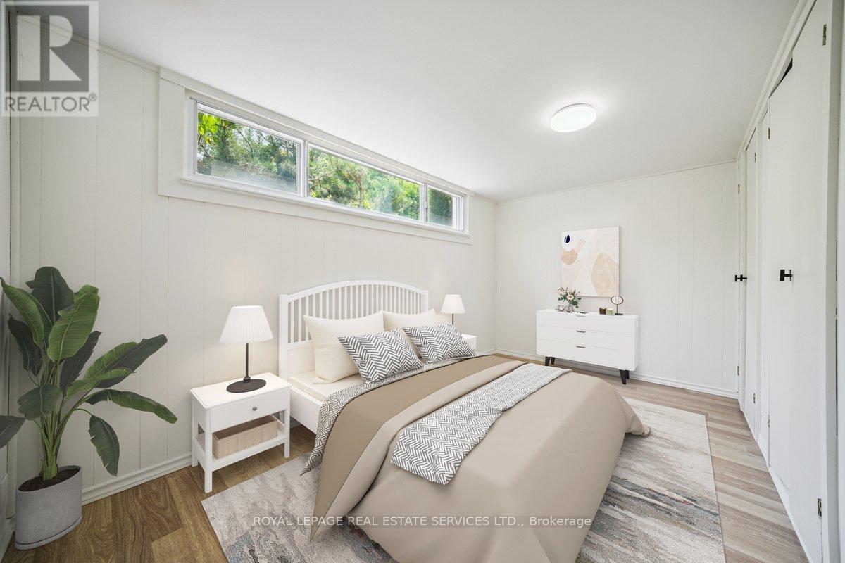 10 Mendip Crescent, Toronto, Ontario  M1P 1Y4 - Photo 17 - E12428384