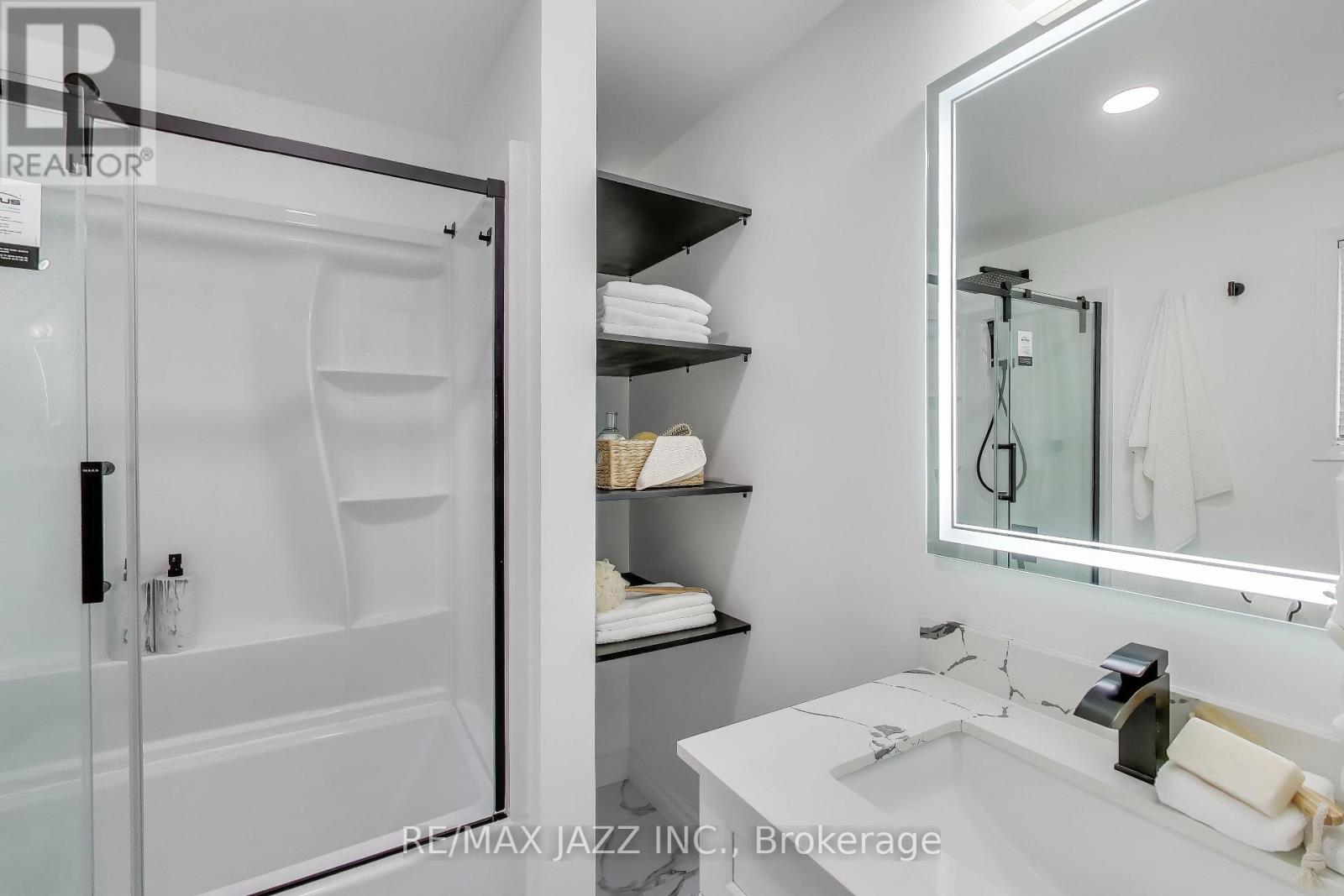 9 Maconnachie Place, Clarington, Ontario  L1C 4M4 - Photo 21 - E12473965