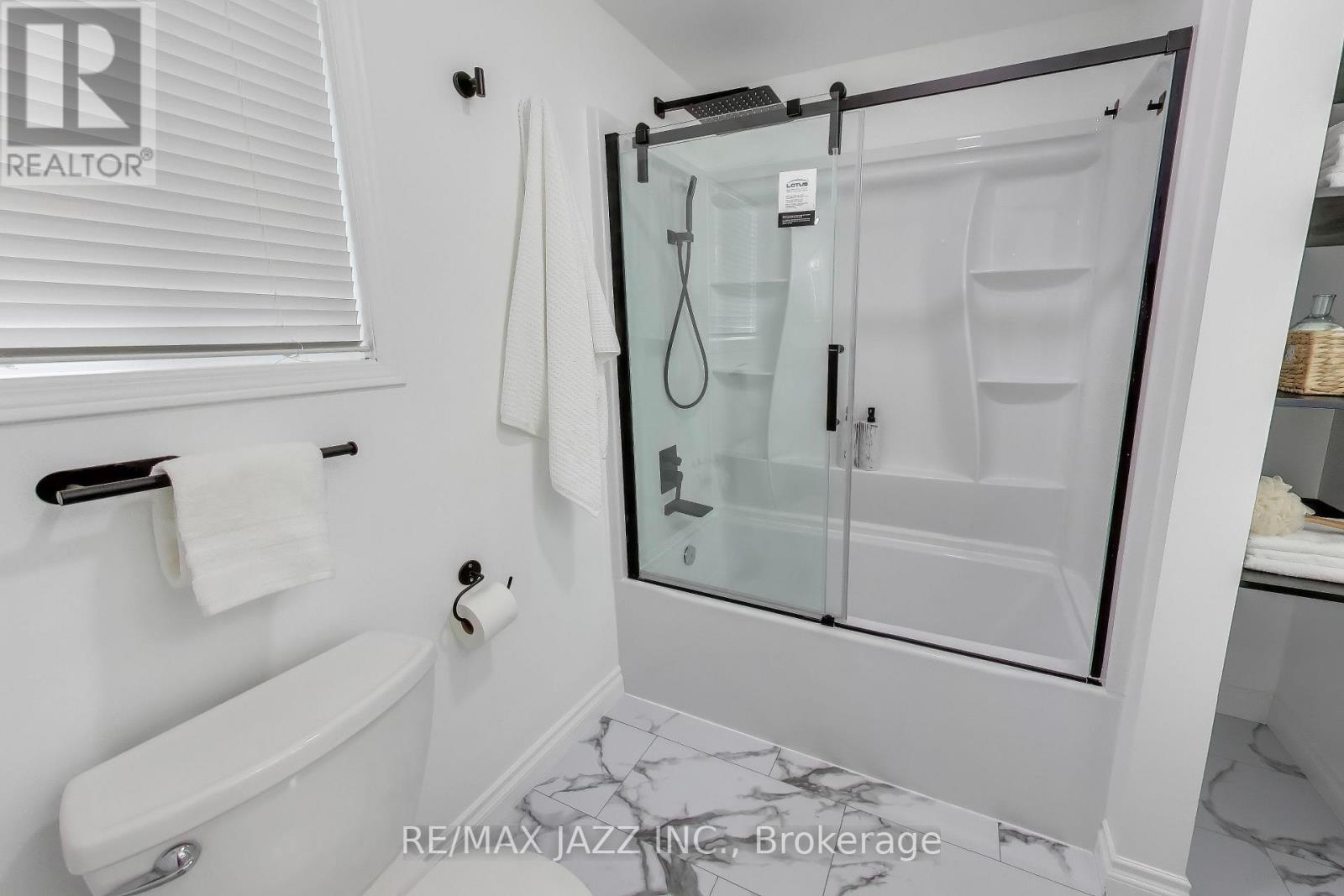 9 Maconnachie Place, Clarington, Ontario  L1C 4M4 - Photo 22 - E12473965