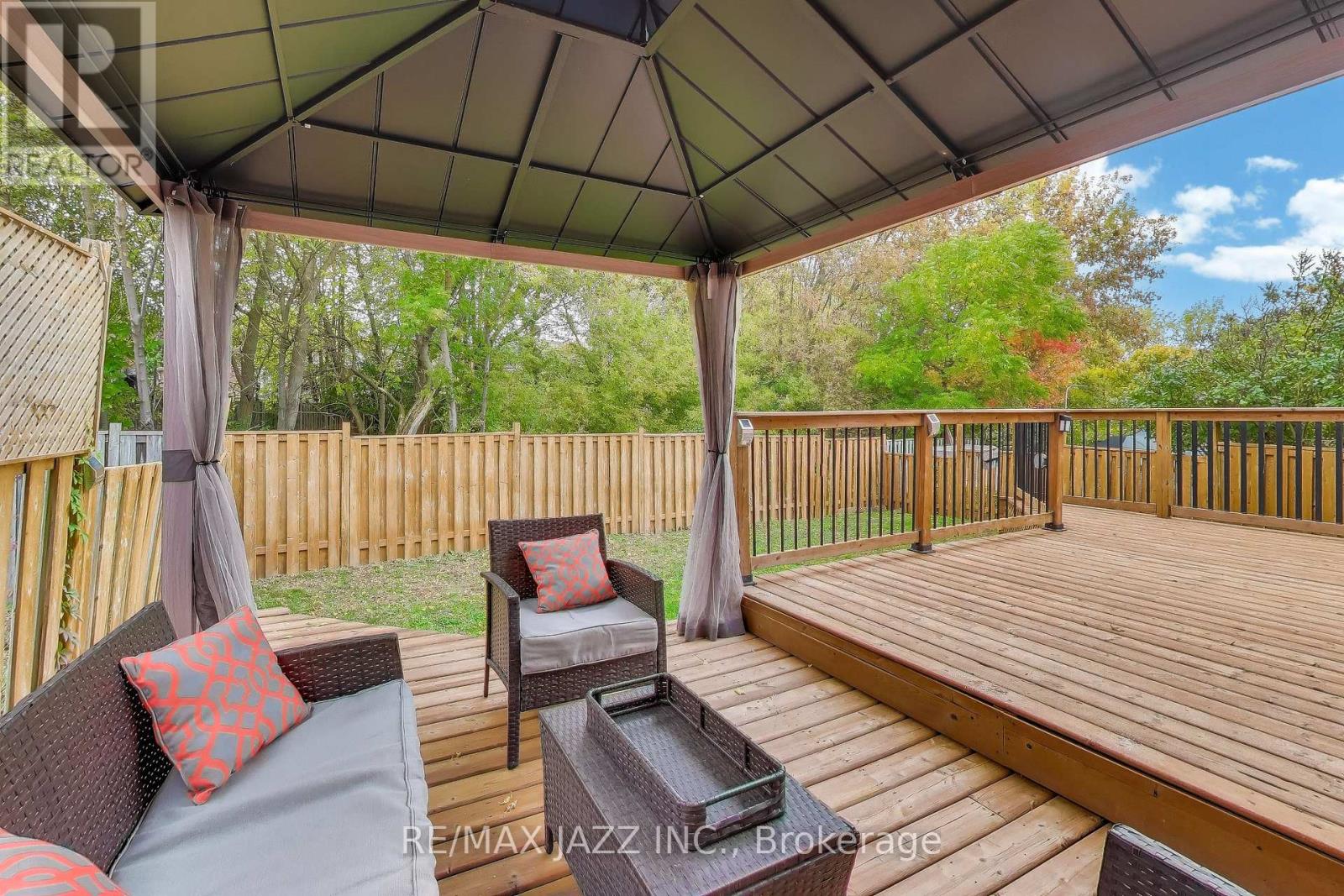 9 Maconnachie Place, Clarington, Ontario  L1C 4M4 - Photo 37 - E12473965