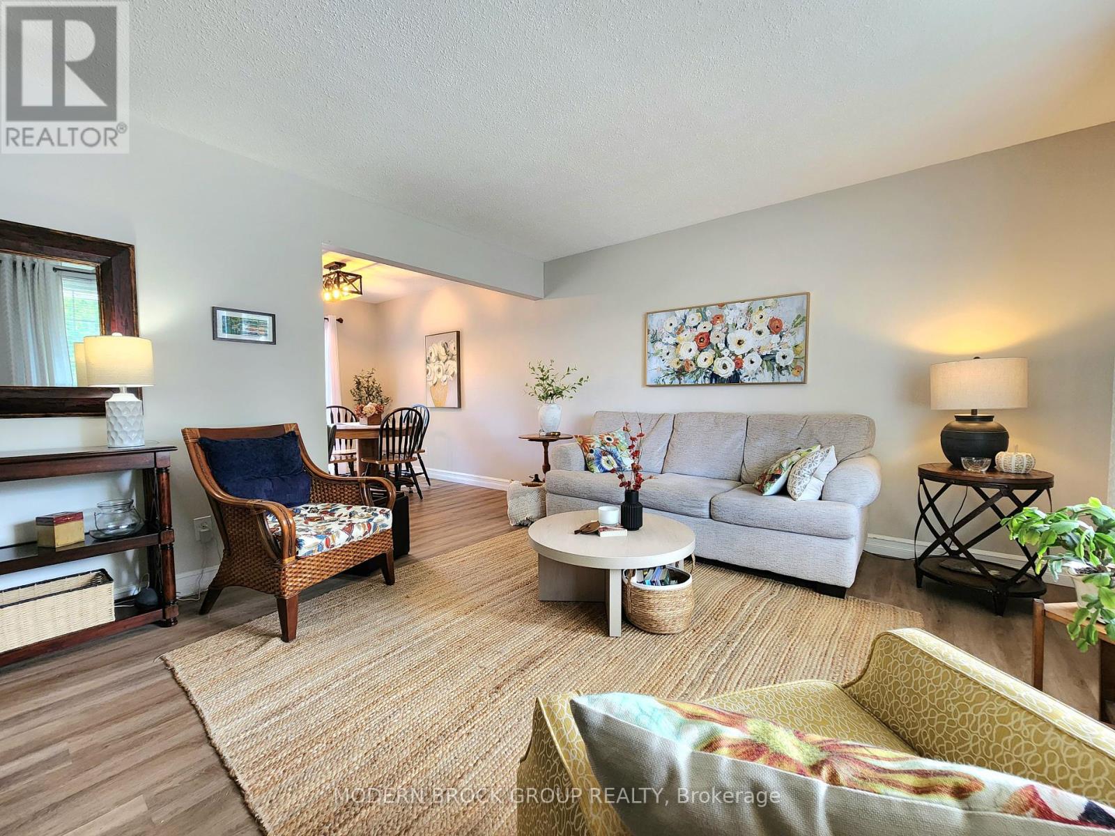 1251 Peden Boulevard, Brockville, Ontario  K6V 3K5 - Photo 8 - X12395403