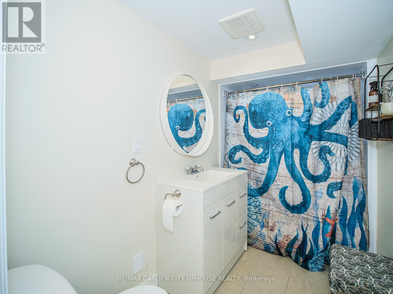 26 Mountain Street, Grimsby, Ontario  L3M 3K1 - Photo 22 - X12474900