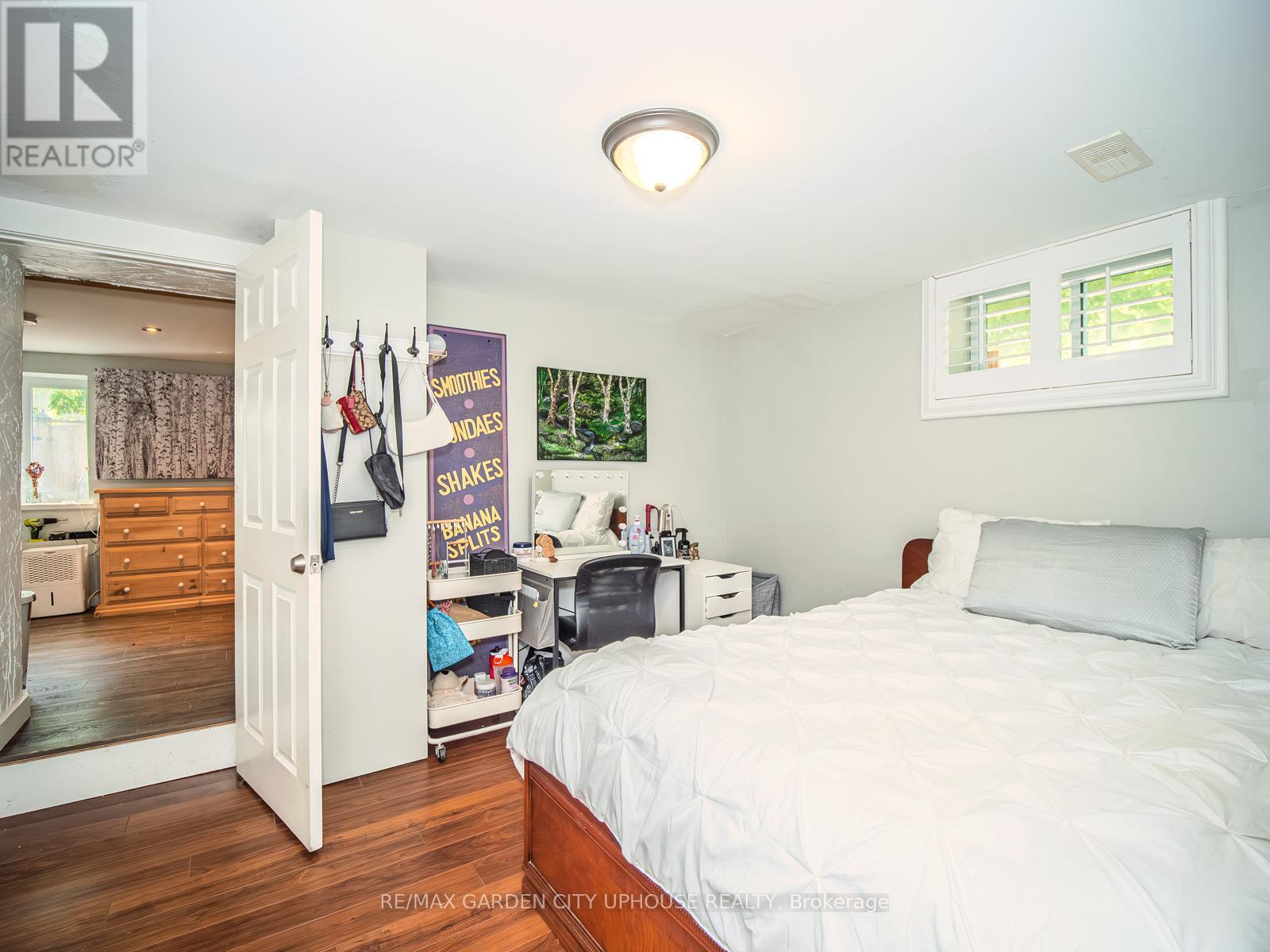 26 Mountain Street, Grimsby, Ontario  L3M 3K1 - Photo 23 - X12474900