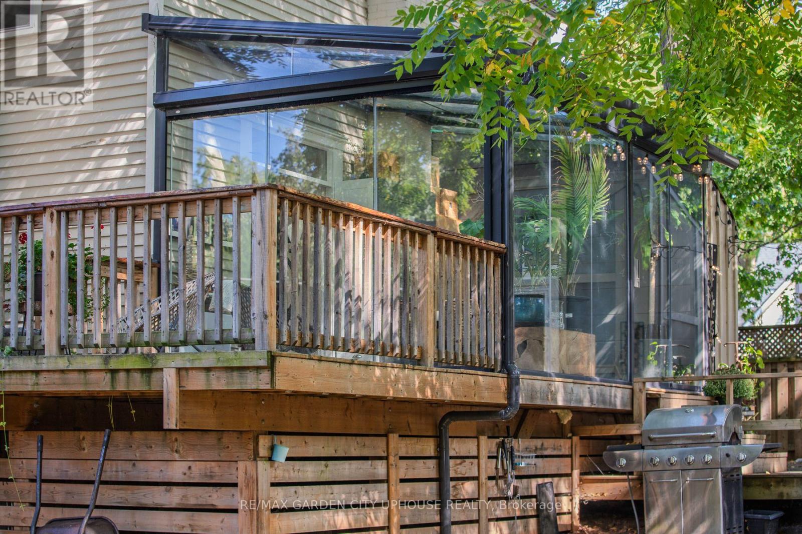 26 Mountain Street, Grimsby, Ontario  L3M 3K1 - Photo 26 - X12474900