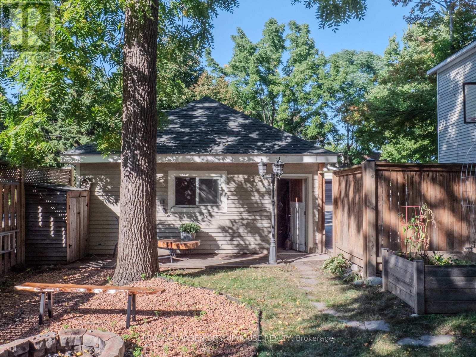 26 Mountain Street, Grimsby, Ontario  L3M 3K1 - Photo 30 - X12474900