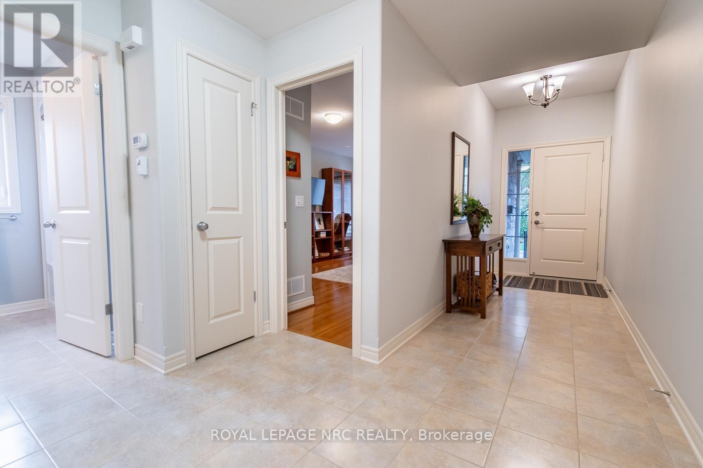 31 - 70 Elmwood Avenue, Welland, Ontario  L3C 0C1 - Photo 20 - X12474924
