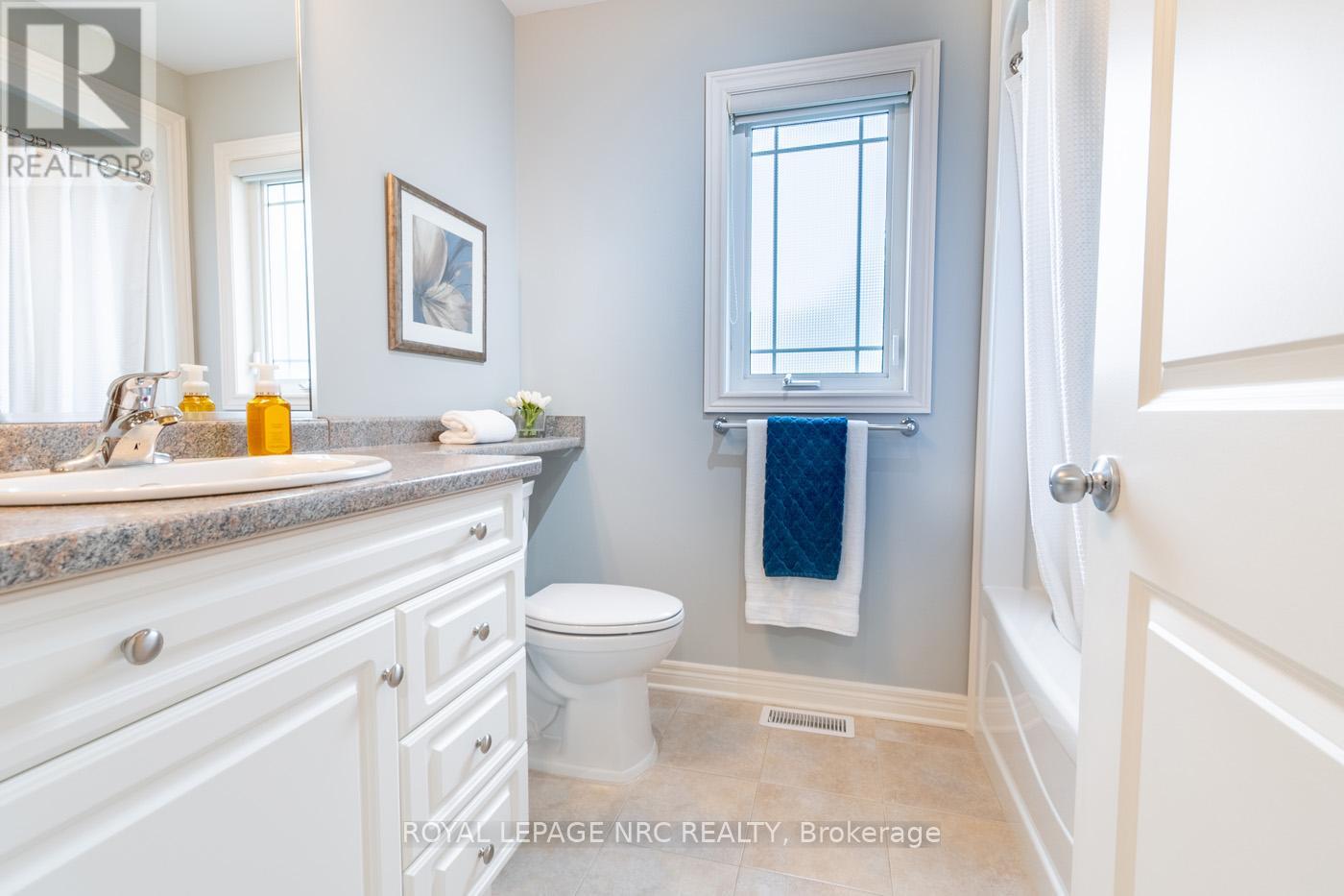 31 - 70 Elmwood Avenue, Welland, Ontario  L3C 0C1 - Photo 21 - X12474924