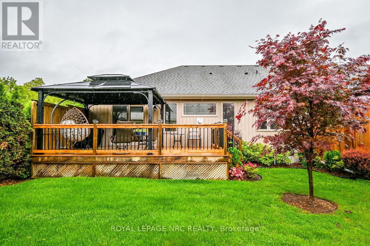 31 - 70 Elmwood Avenue, Welland, Ontario  L3C 0C1 - Photo 31 - X12474924