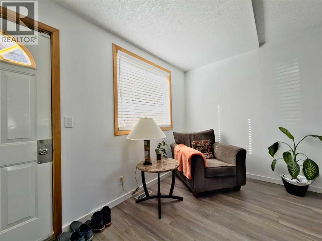 13205 15 Avenue, Blairmore, Alberta  T0K 0E0 - Photo 3 - A2238595
