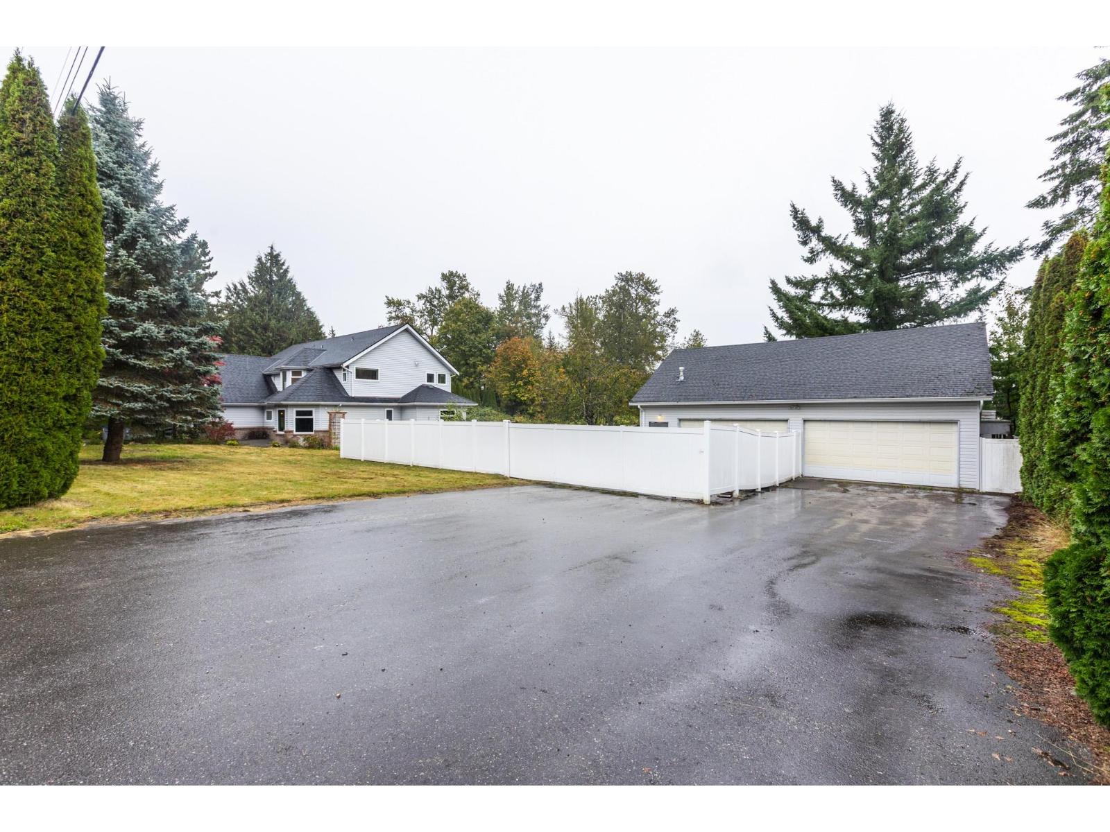 8072 170a Street, Surrey, British Columbia  V4N 3G4 - Photo 4 - R3060227