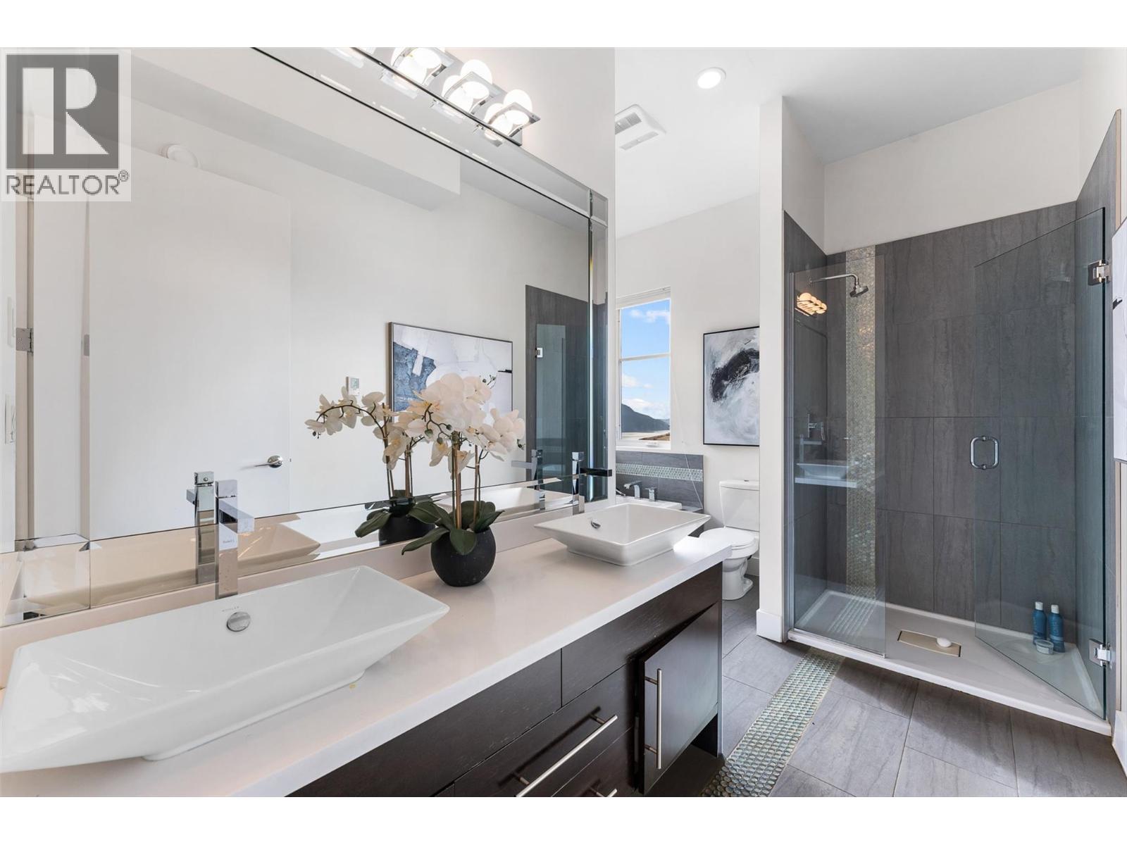 238 Kalamalka Lakeview Drive, Vernon, British Columbia  V1H 1G1 - Photo 38 - 10366378