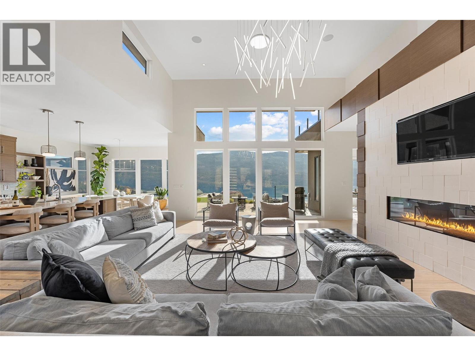 238 Kalamalka Lakeview Drive, Vernon, British Columbia  V1H 1G1 - Photo 18 - 10366378