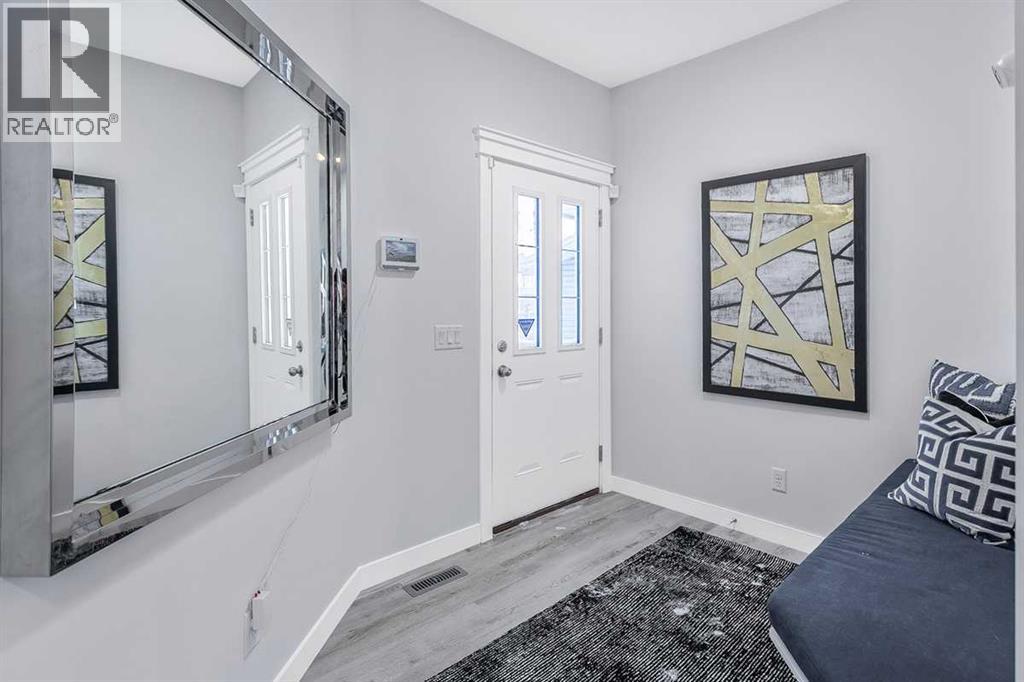 286 Hotchkiss Manor Se, Calgary, Alberta  T3S 0J8 - Photo 2 - A2266044