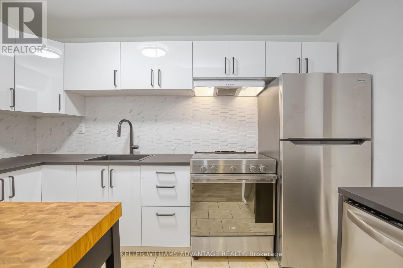 254a Carlton Street, Toronto, Ontario  M5A 2L3 - Photo 12 - C12474945