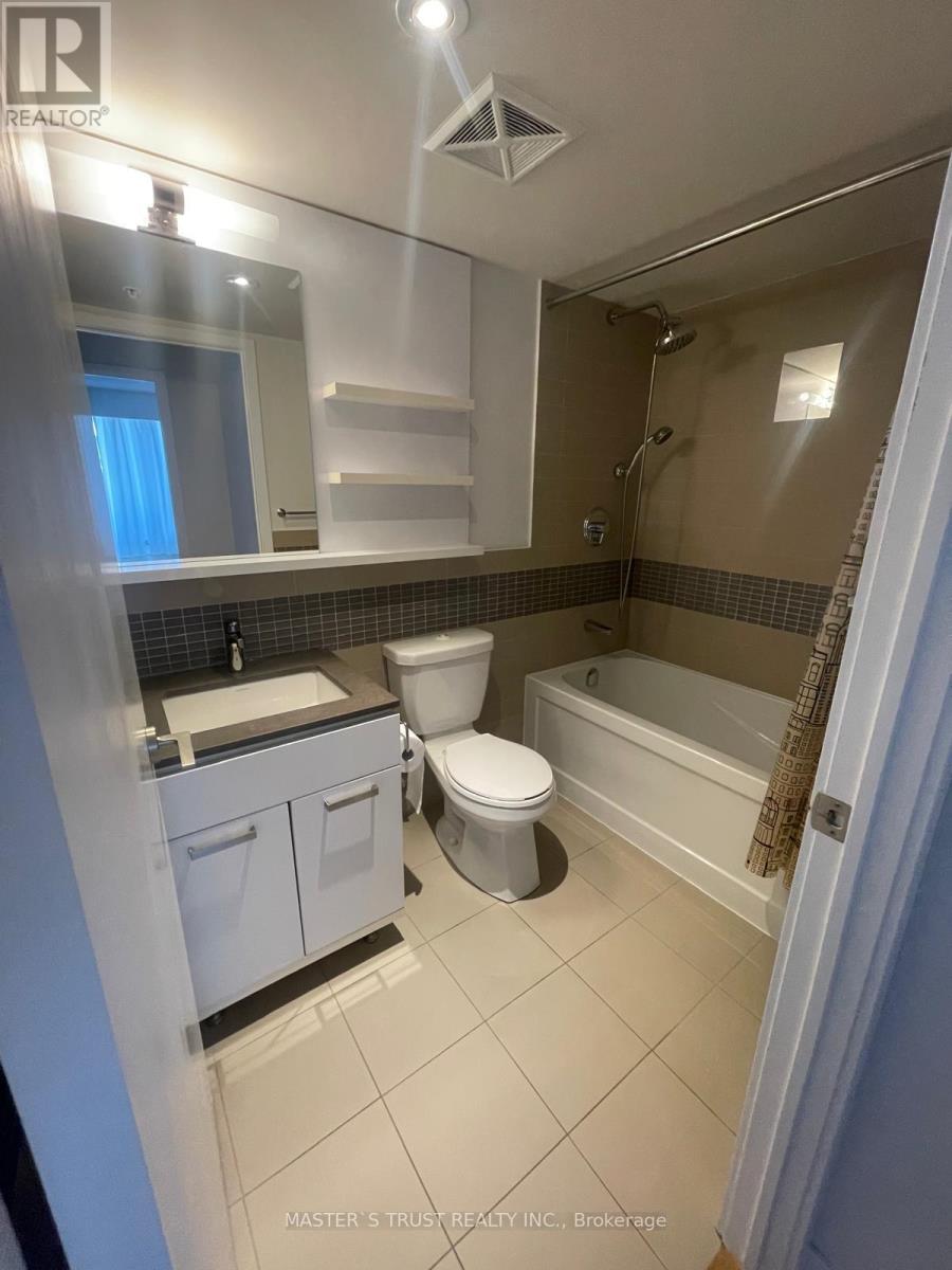 1206 - 295 Adelaide Street W, Toronto, Ontario  M5V 0L4 - Photo 5 - C12474960