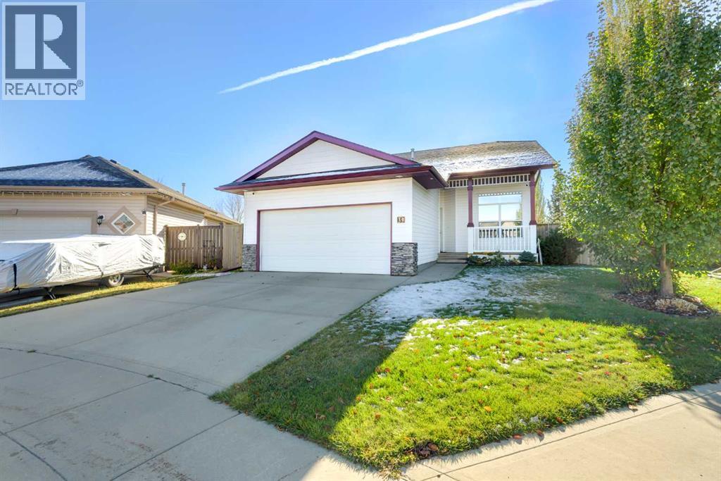 39 Kirton Close, Red Deer, Alberta  T4P 4E9 - Photo 1 - A2265095