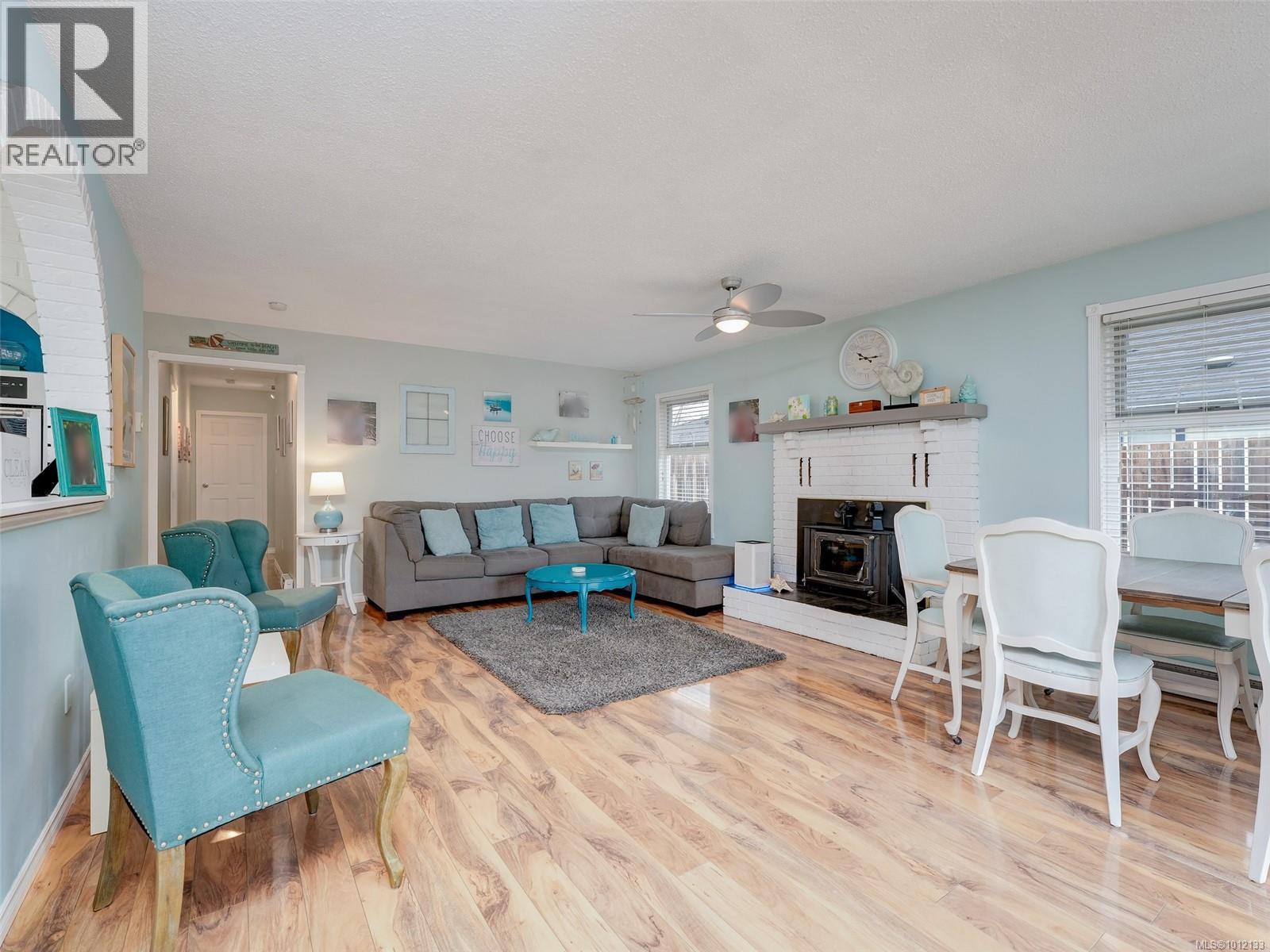 6525 Country Rd, Sooke, British Columbia