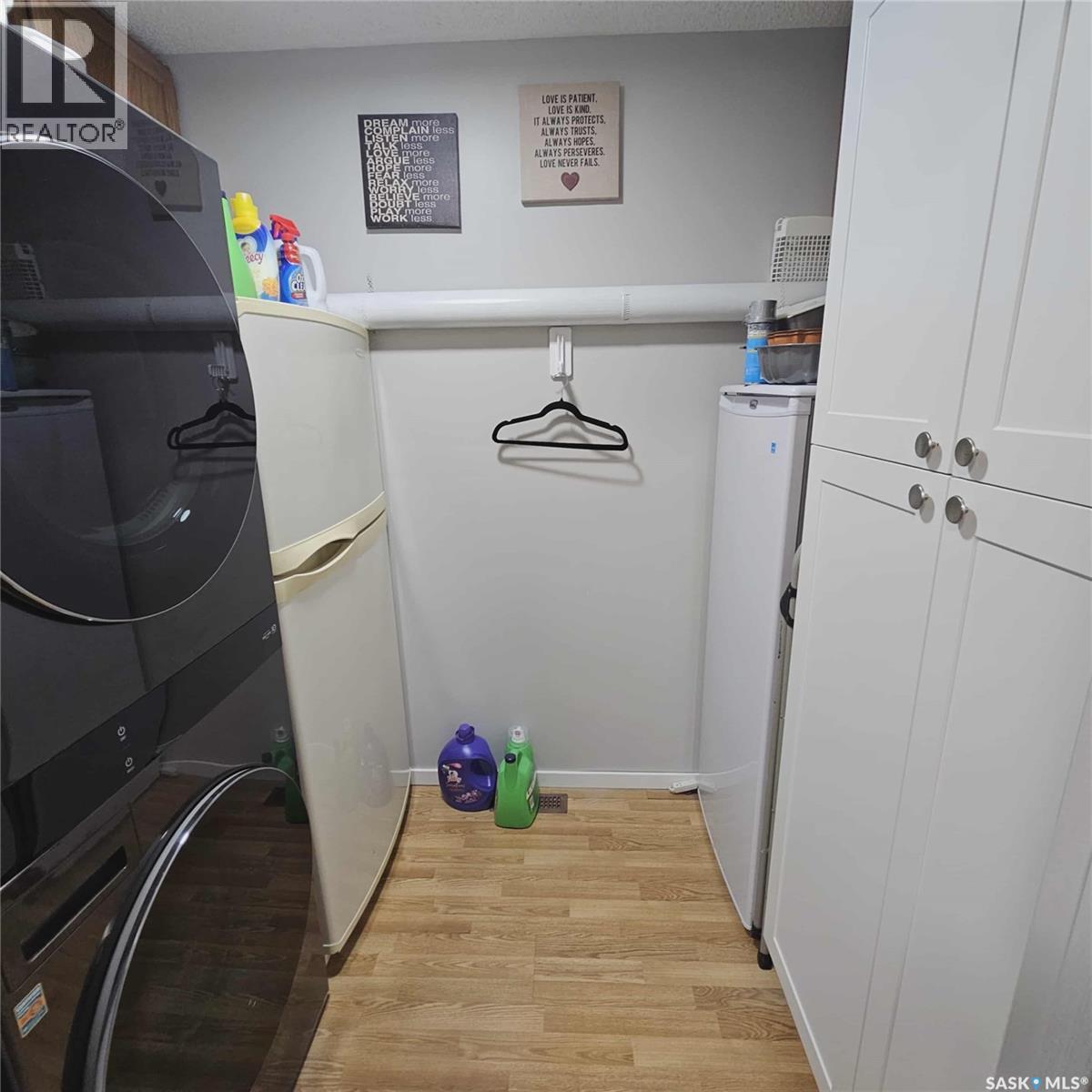 3042 Huntington Place, Regina, Saskatchewan  S4V 1Y1 - Photo 25 - SK021062