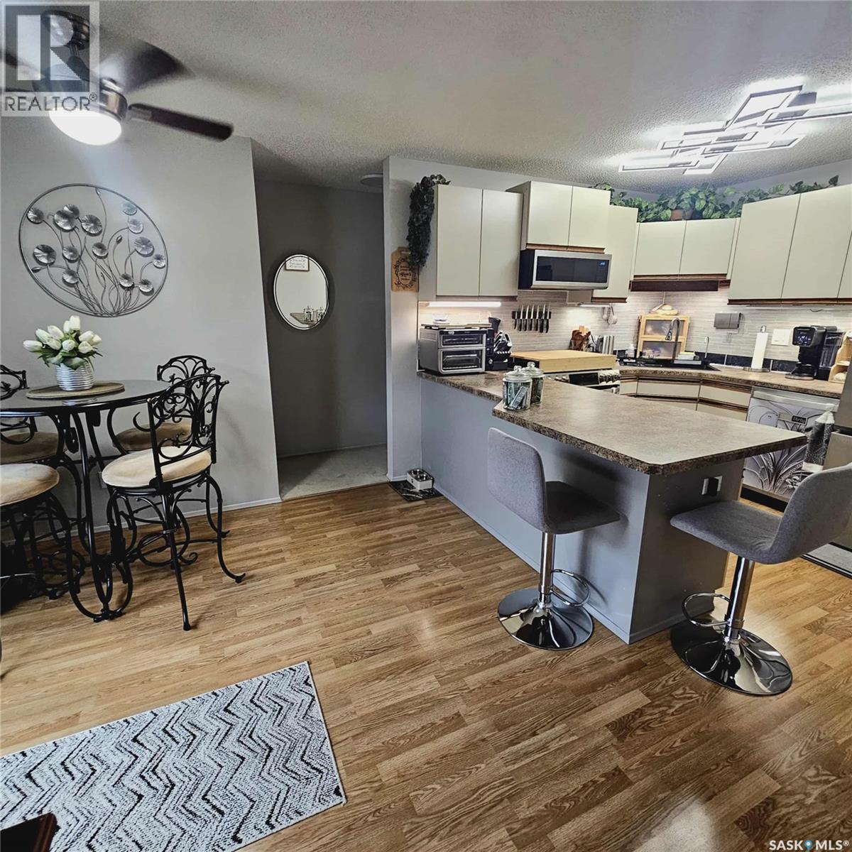 3042 Huntington Place, Regina, Saskatchewan  S4V 1Y1 - Photo 11 - SK021062