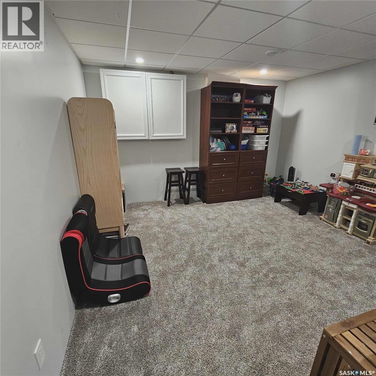 3042 Huntington Place, Regina, Saskatchewan  S4V 1Y1 - Photo 32 - SK021062