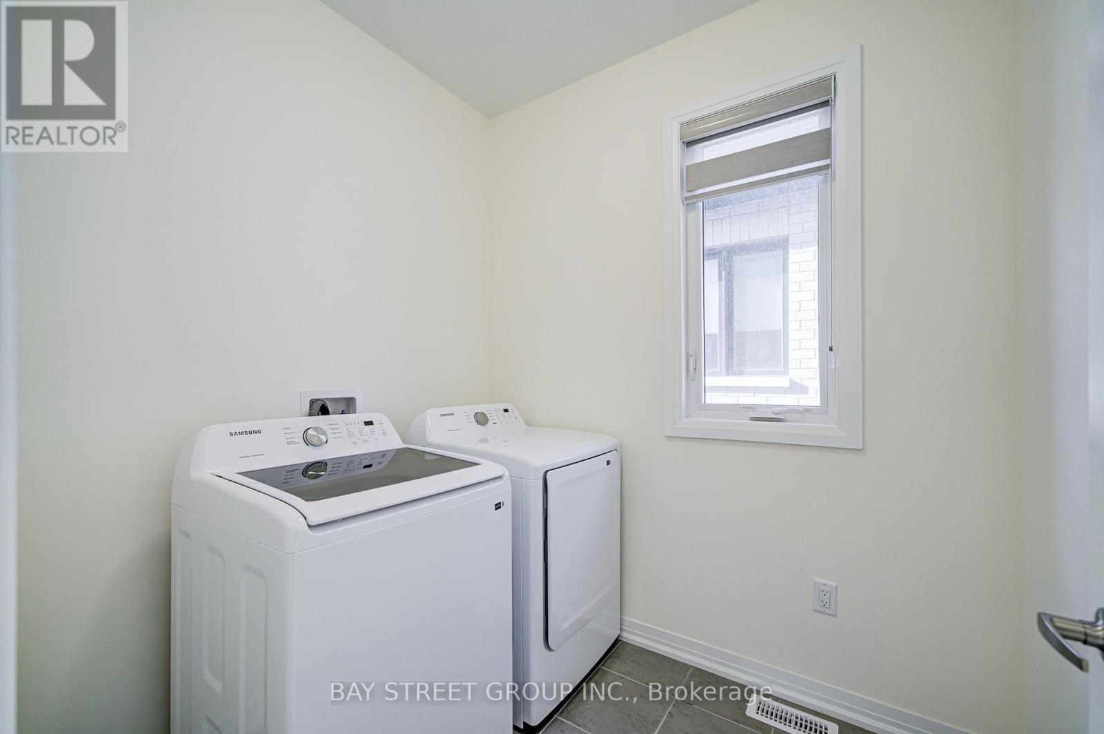 1091 Pisces Trail, Pickering, Ontario  L1X 0P8 - Photo 23 - E12374964