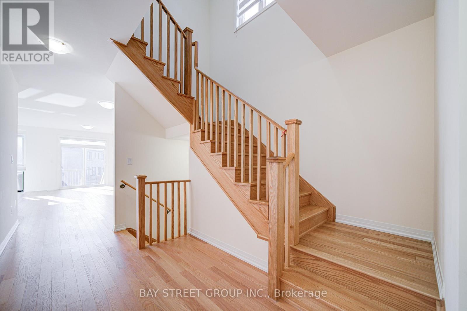 1091 Pisces Trail, Pickering, Ontario  L1X 0P8 - Photo 3 - E12374964