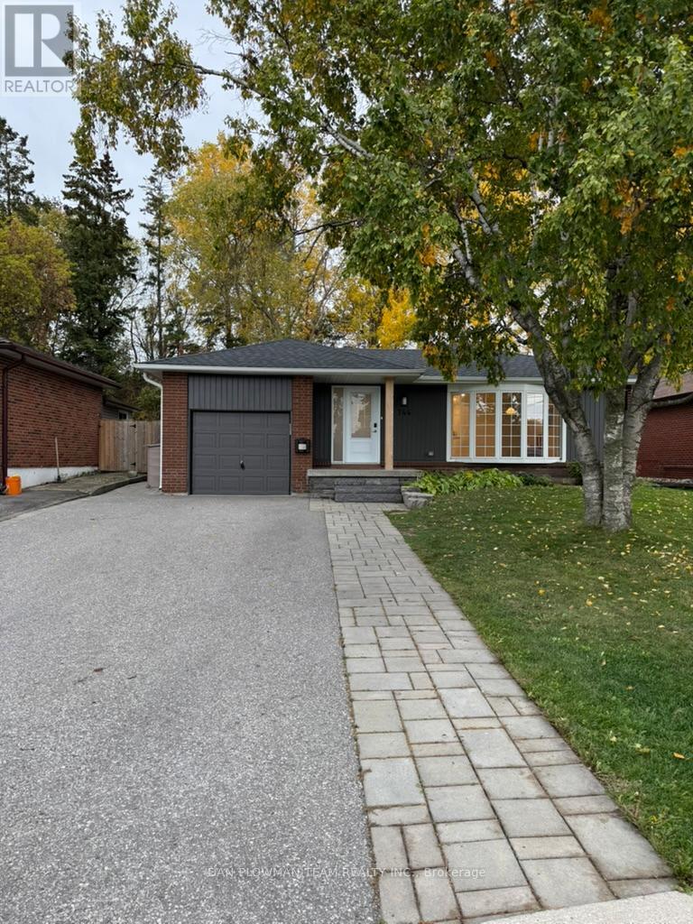 744 HILLCREST ROAD, Pickering, Ontario