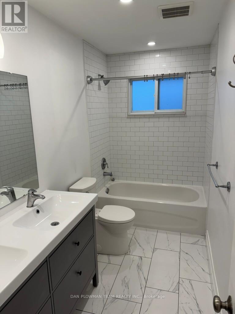 744 Hillcrest Road, Pickering, Ontario  L1W 2P4 - Photo 20 - E12474903