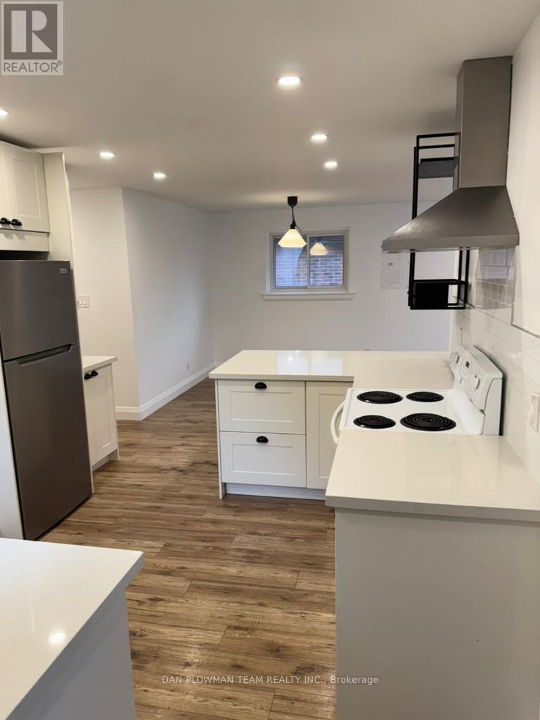744 Hillcrest Road, Pickering, Ontario  L1W 2P4 - Photo 7 - E12474903