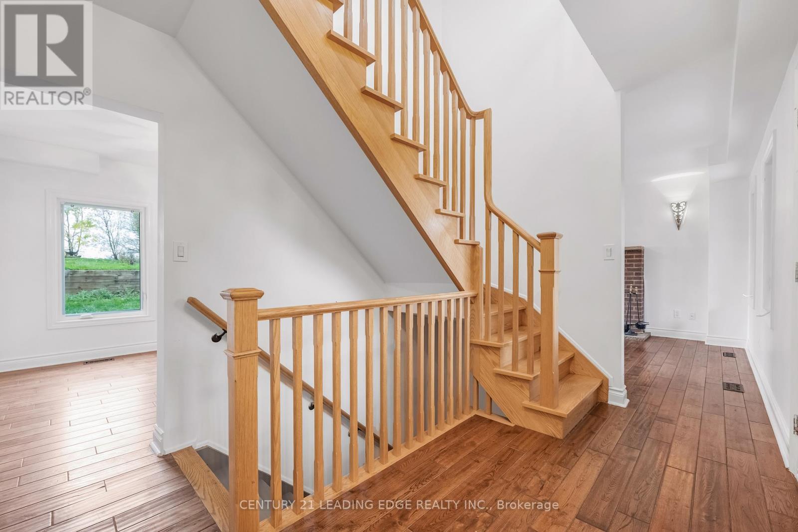 34 Mitchell Avenue, Whitchurch-Stouffville, Ontario  L4A 7X3 - Photo 20 - N12474921
