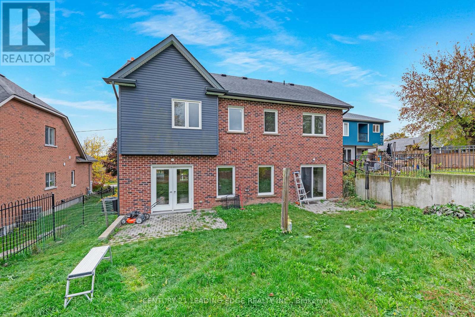 34 Mitchell Avenue, Whitchurch-Stouffville, Ontario  L4A 7X3 - Photo 38 - N12474921