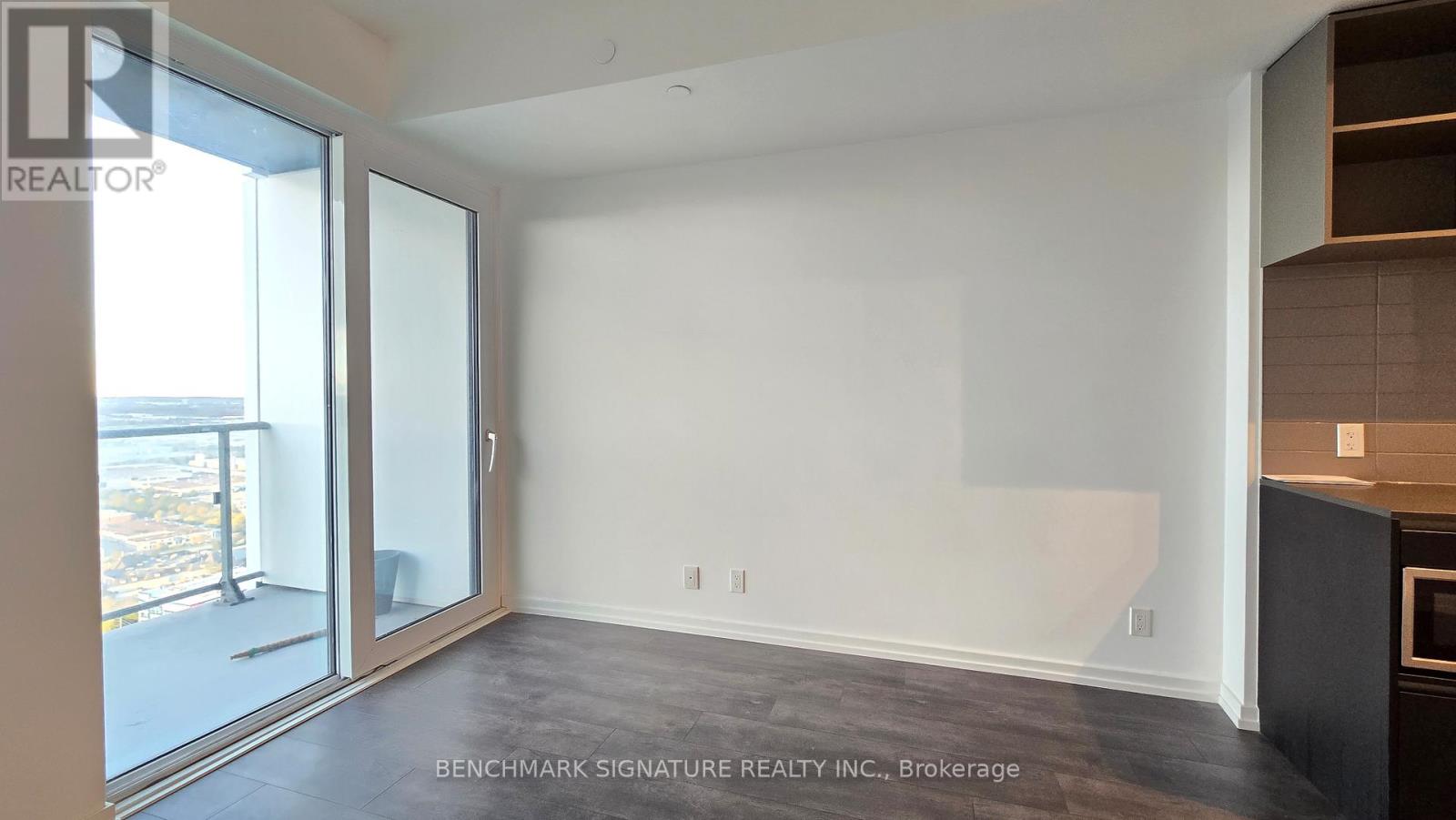 4202 - 1000 Portage Parkway, Vaughan, Ontario  L4K 0L1 - Photo 12 - N12474933